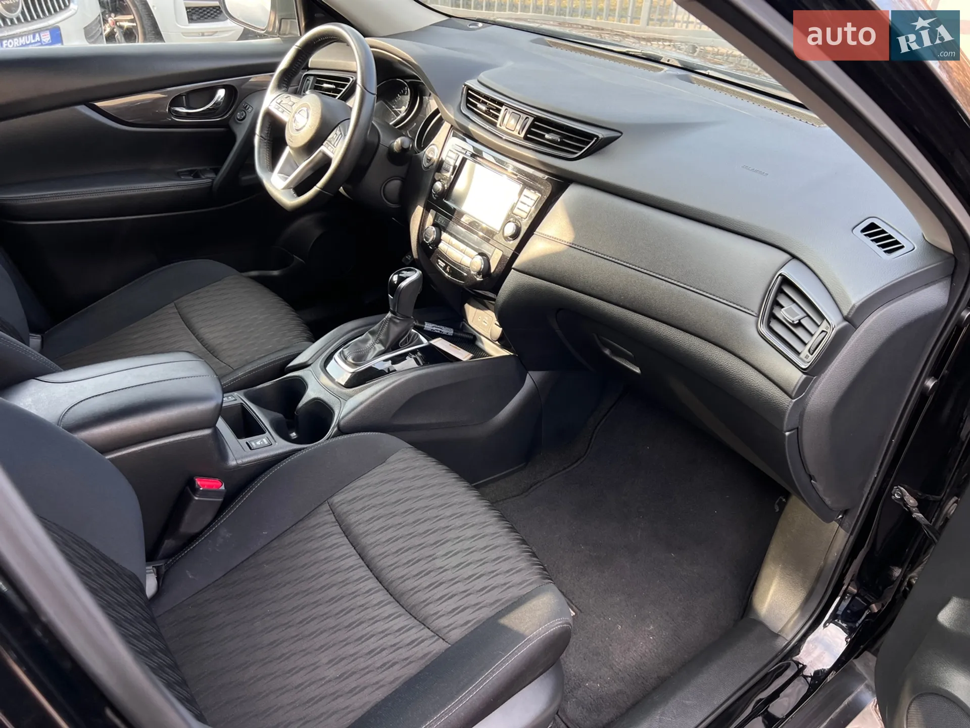 2019 Nissan Rogue - мініатюра 29