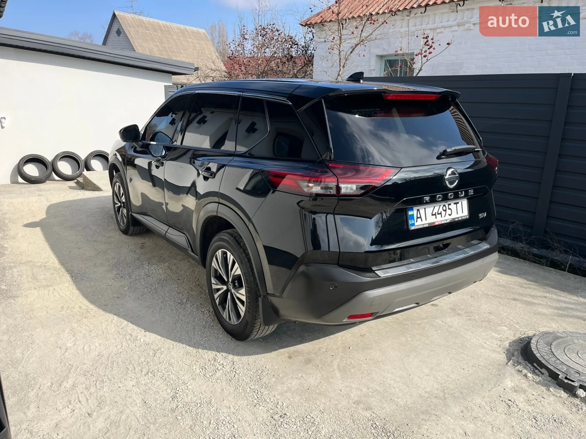 2021 Nissan Rogue - мініатюра 2