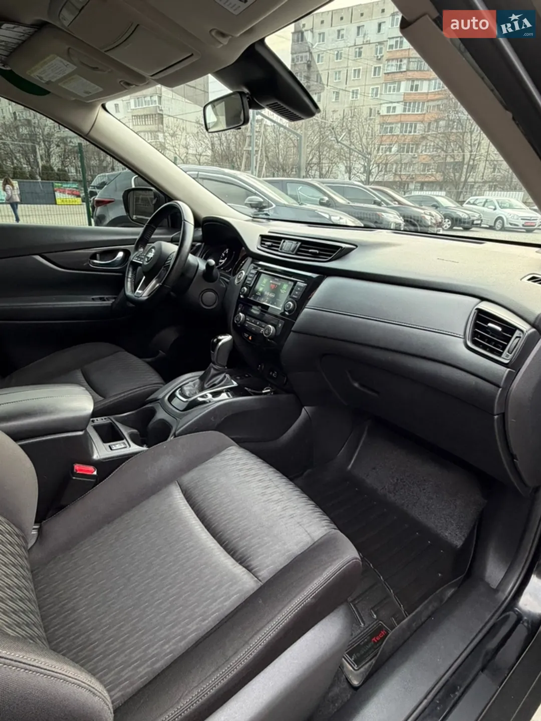 2018 Nissan Rogue - мініатюра 27