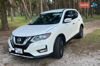 Внедорожник / Кроссовер Nissan Rogue 2015 в Сумах