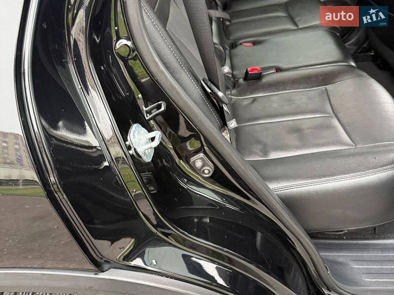 Внедорожник / Кроссовер Nissan Rogue 2017 в Виннице