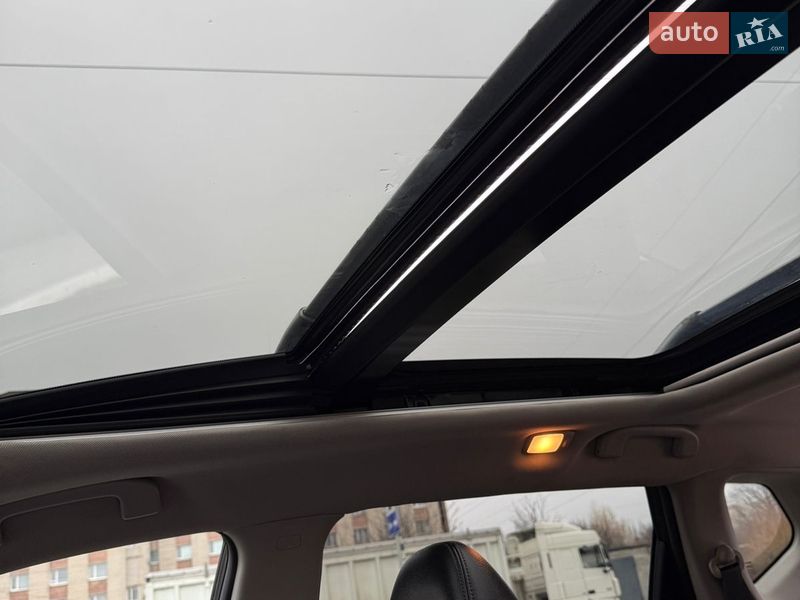 Внедорожник / Кроссовер Nissan Rogue 2017 в Виннице