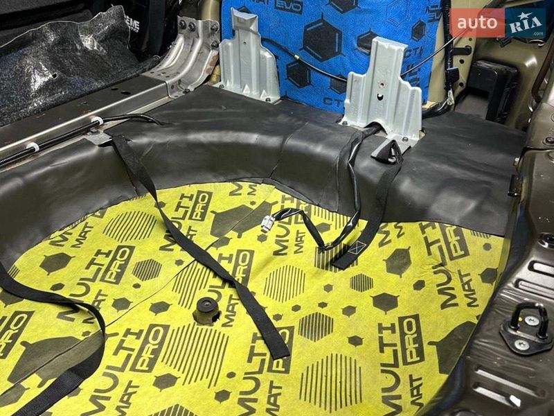 Внедорожник / Кроссовер Nissan Rogue 2017 в Виннице