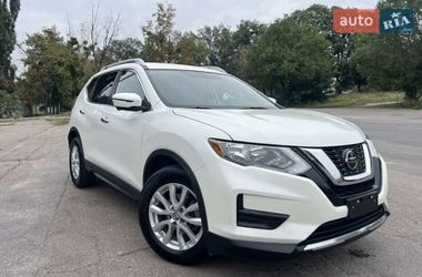 Внедорожник / Кроссовер Nissan Rogue 2018 в Львове