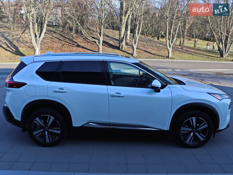 Внедорожник / Кроссовер Nissan Rogue 2021 в Кременчуге