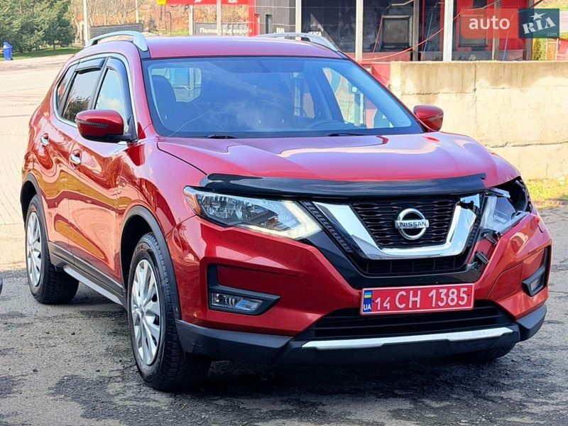 Позашляховик / Кросовер Nissan Rogue 2017 в Львові