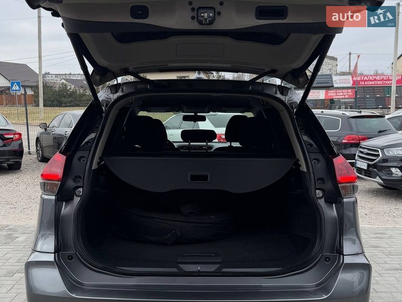 Позашляховик / Кросовер Nissan Rogue 2018 в Кропивницькому