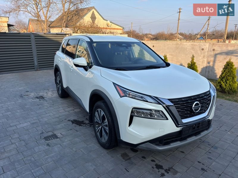 Позашляховик / Кросовер Nissan Rogue 2021 в Полтаві