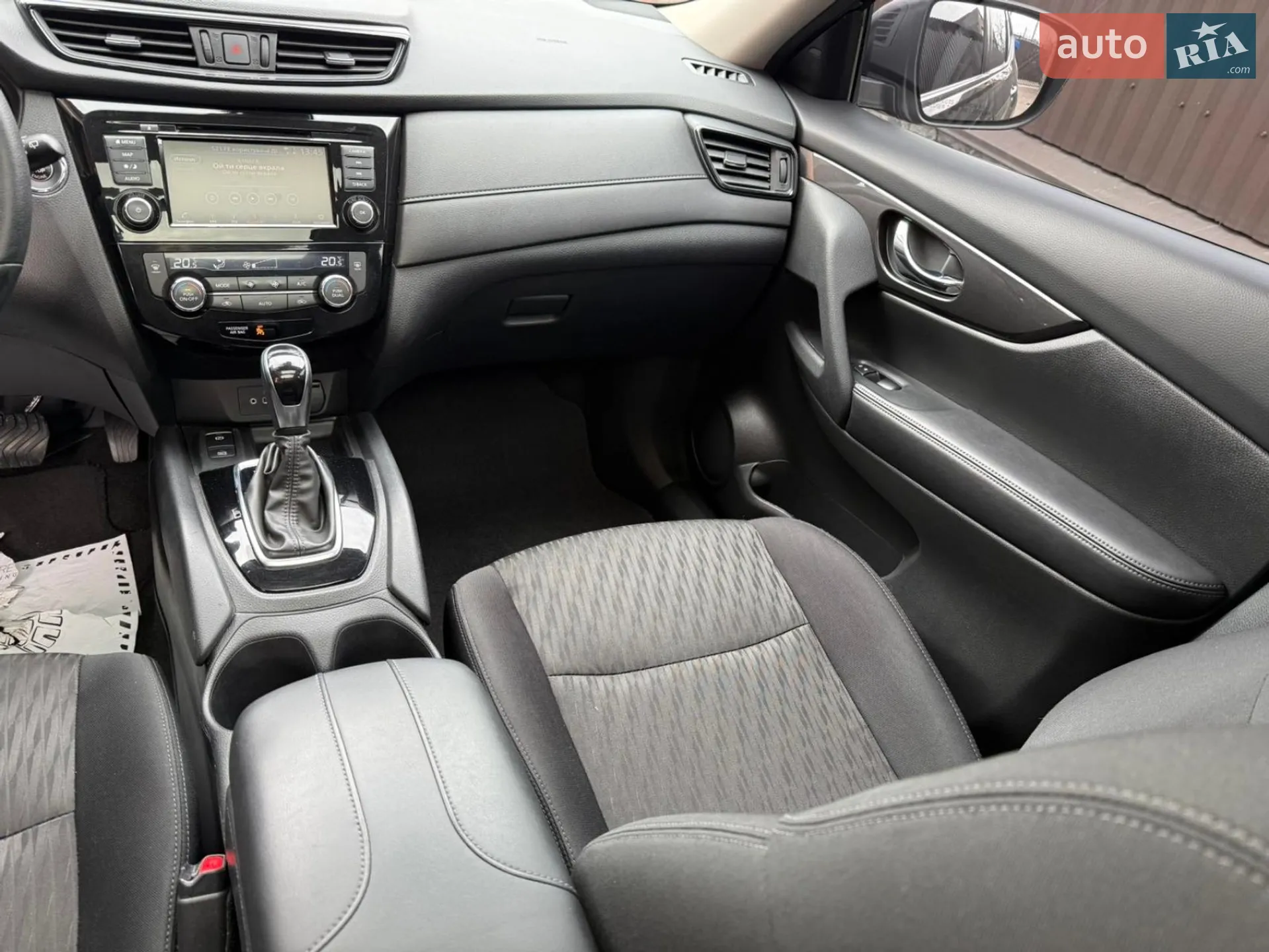 2019 Nissan Rogue - мініатюра 28