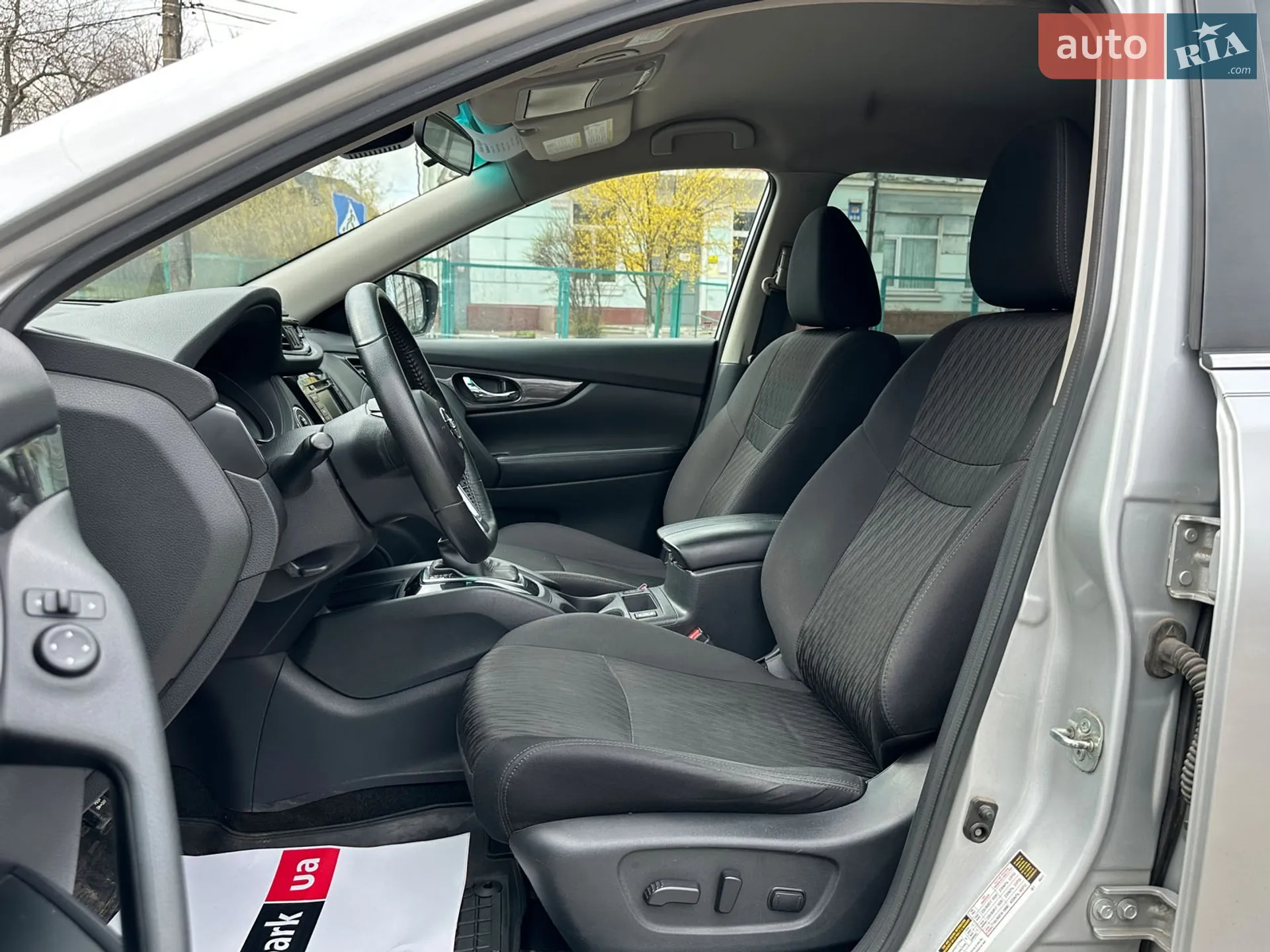2020 Nissan Rogue - мініатюра 17