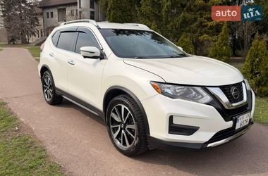 Позашляховик / Кросовер Nissan Rogue 2018 в Яготині