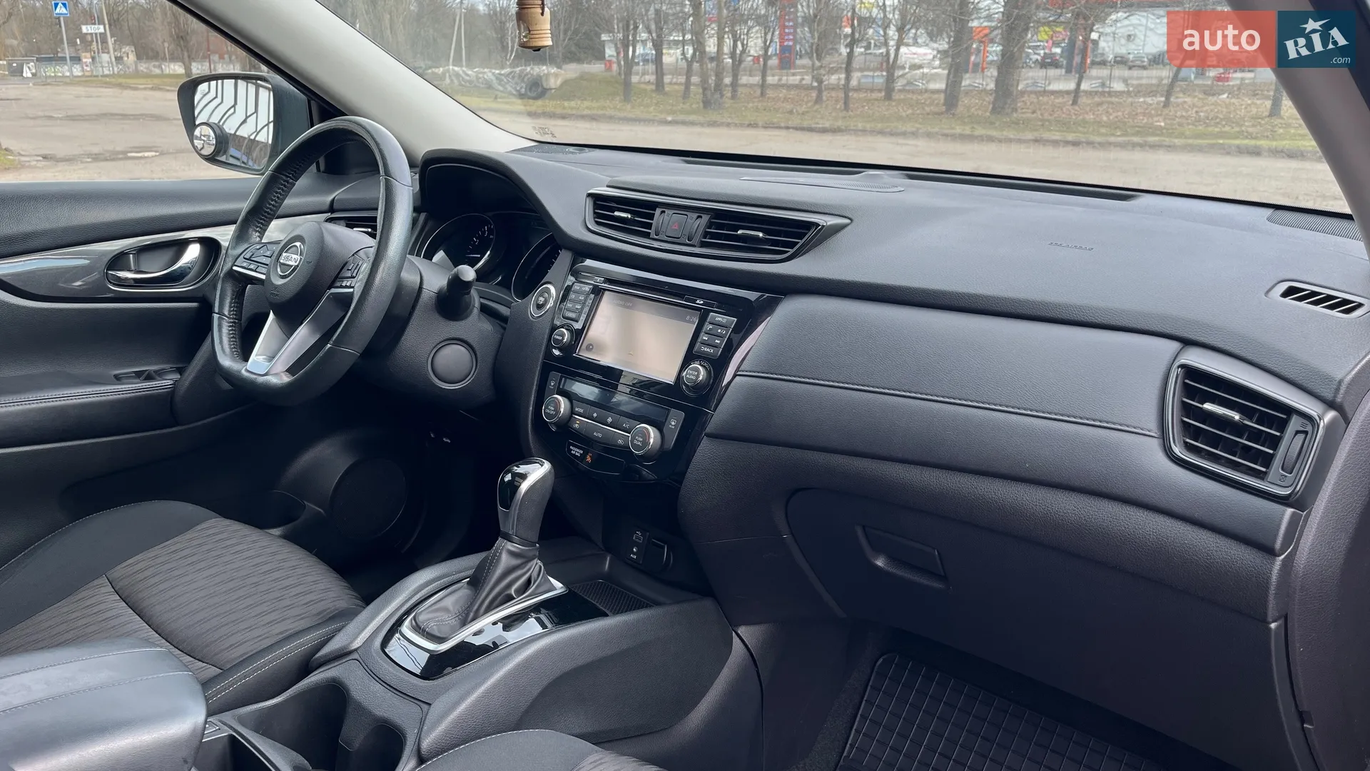 2017 Nissan Rogue - мініатюра 9