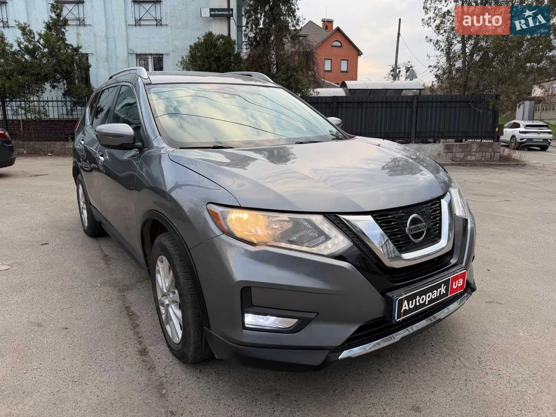 2020 Nissan Rogue - мініатюра 3