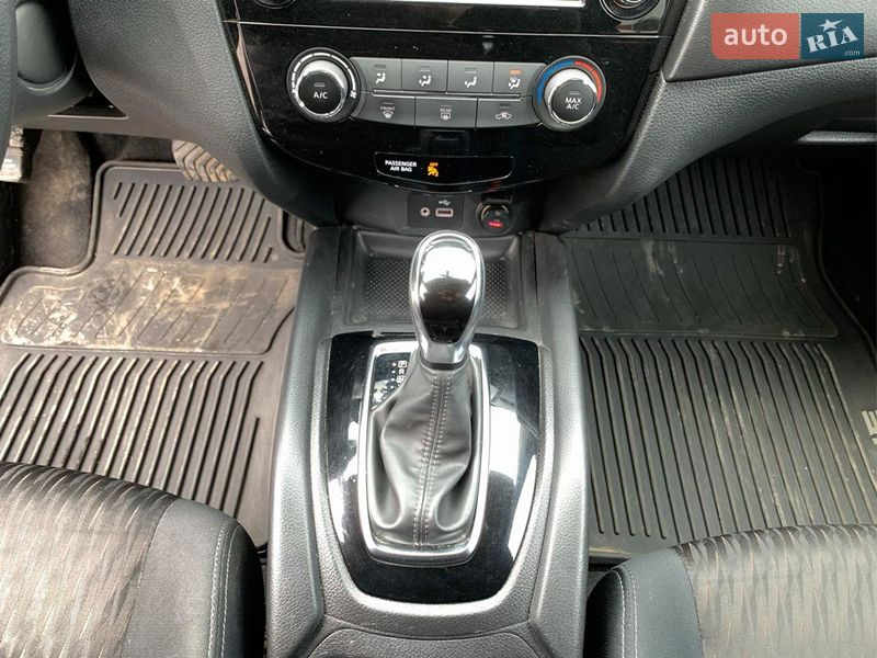 Позашляховик / Кросовер Nissan Rogue 2018 в Вінниці