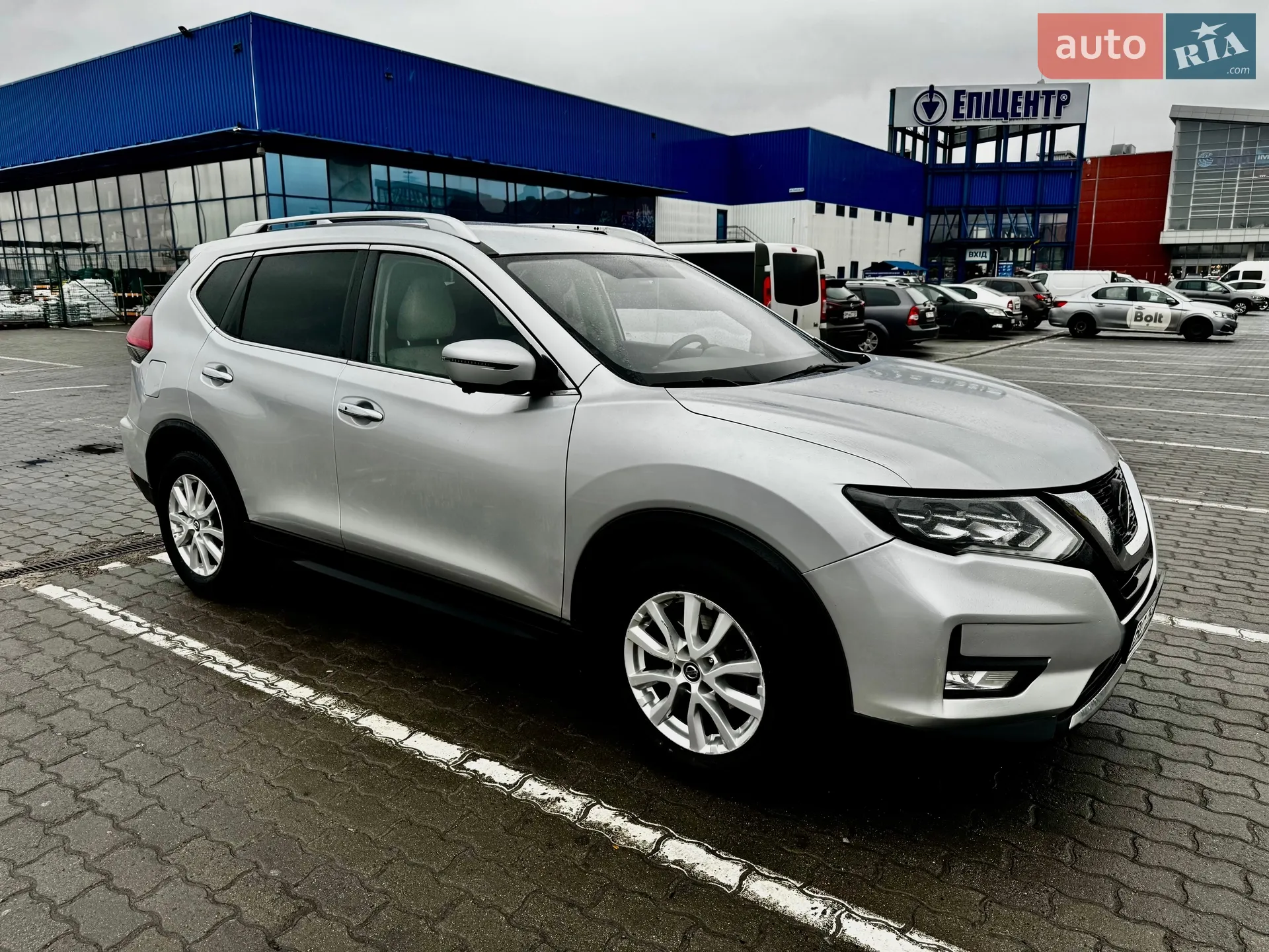 2018 Nissan Rogue - мініатюра 2