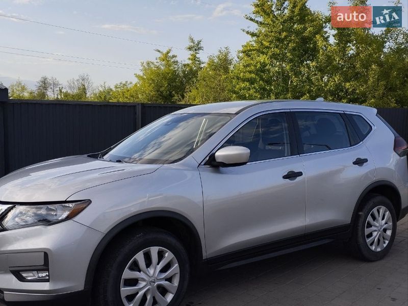 Внедорожник / Кроссовер Nissan Rogue 2020 в Ивано-Франковске