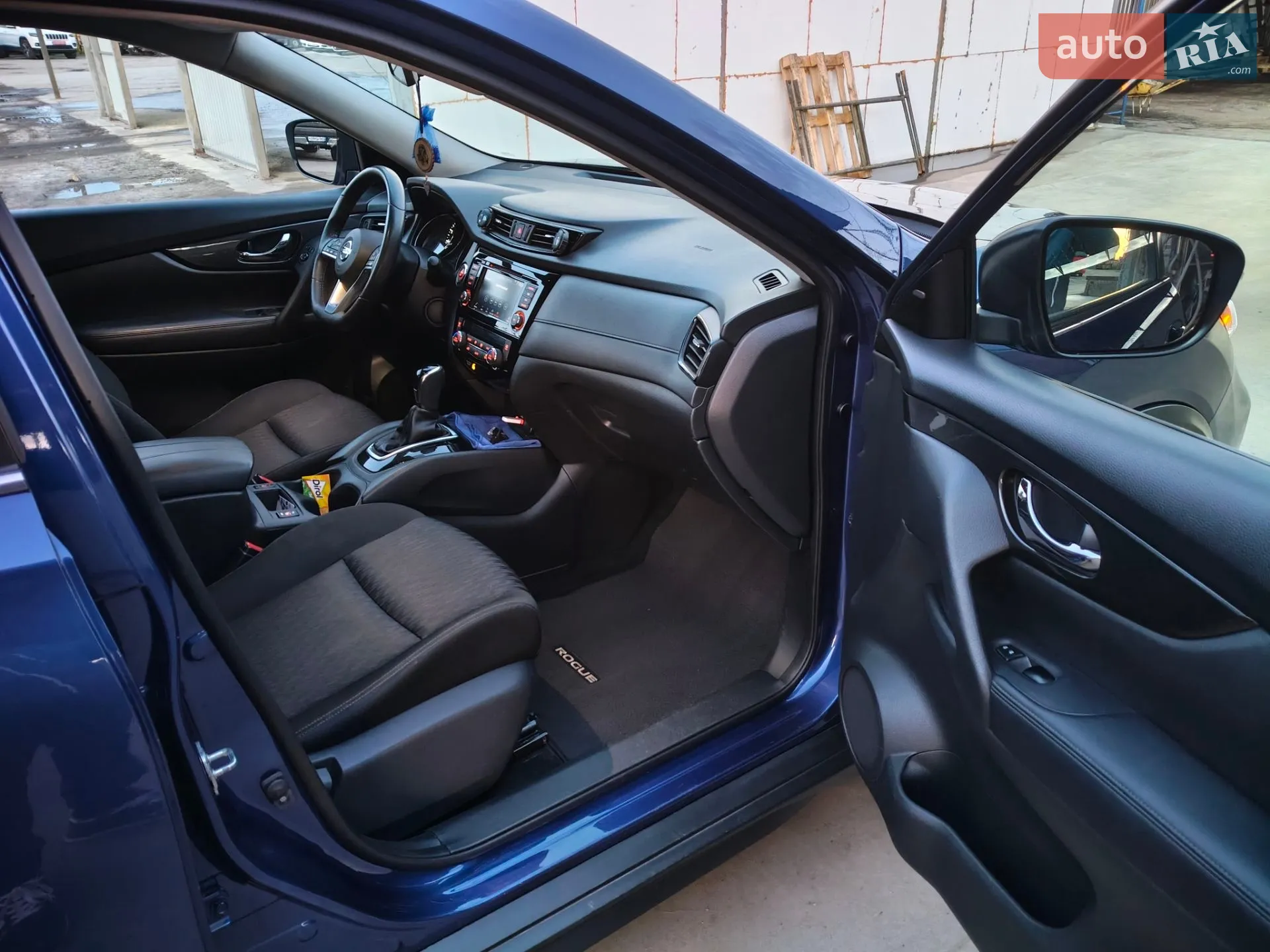 2018 Nissan Rogue - мініатюра 11