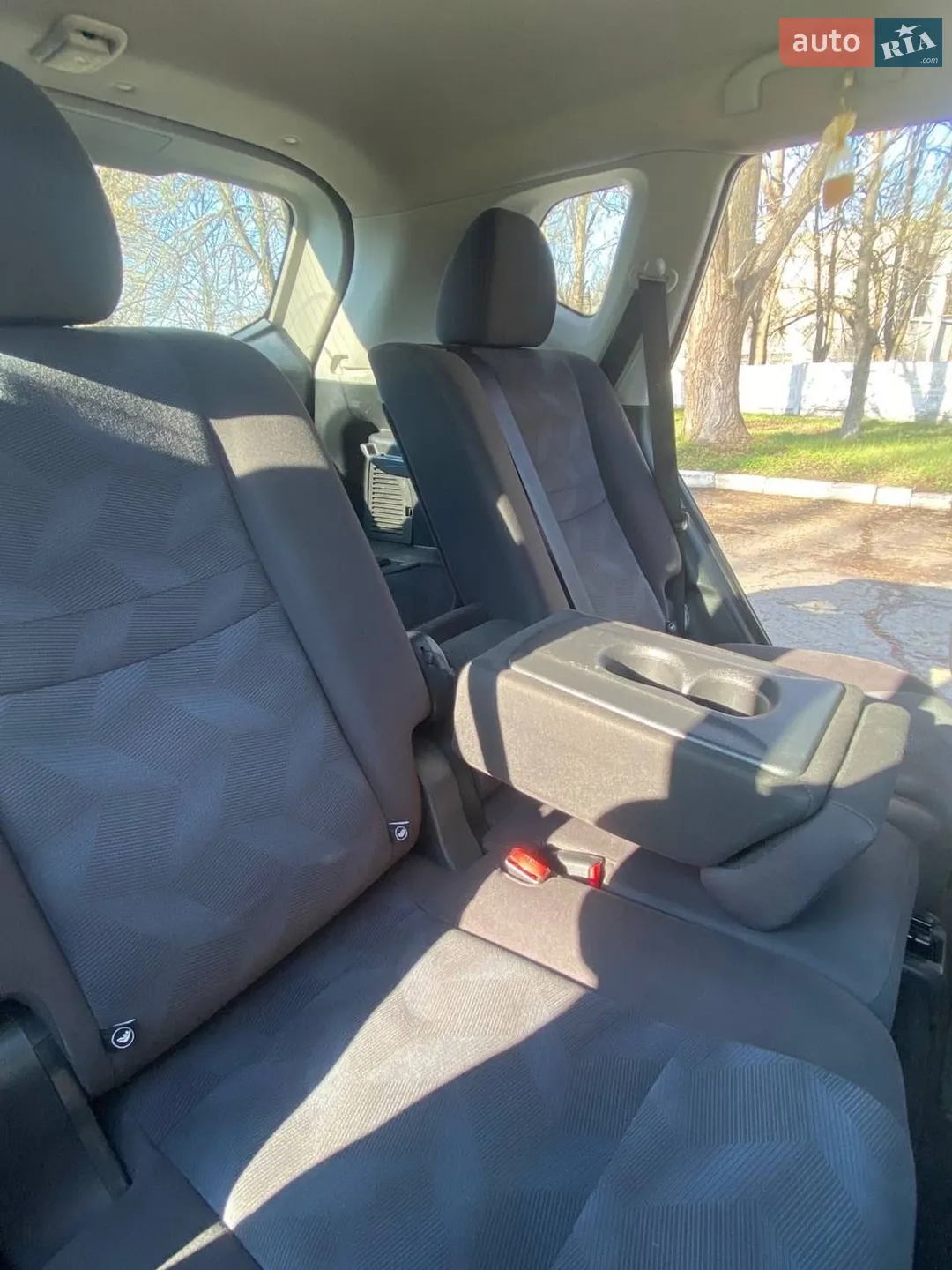 2016 Nissan Rogue - мініатюра 13