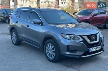 Внедорожник / Кроссовер Nissan Rogue 2018 в Киеве