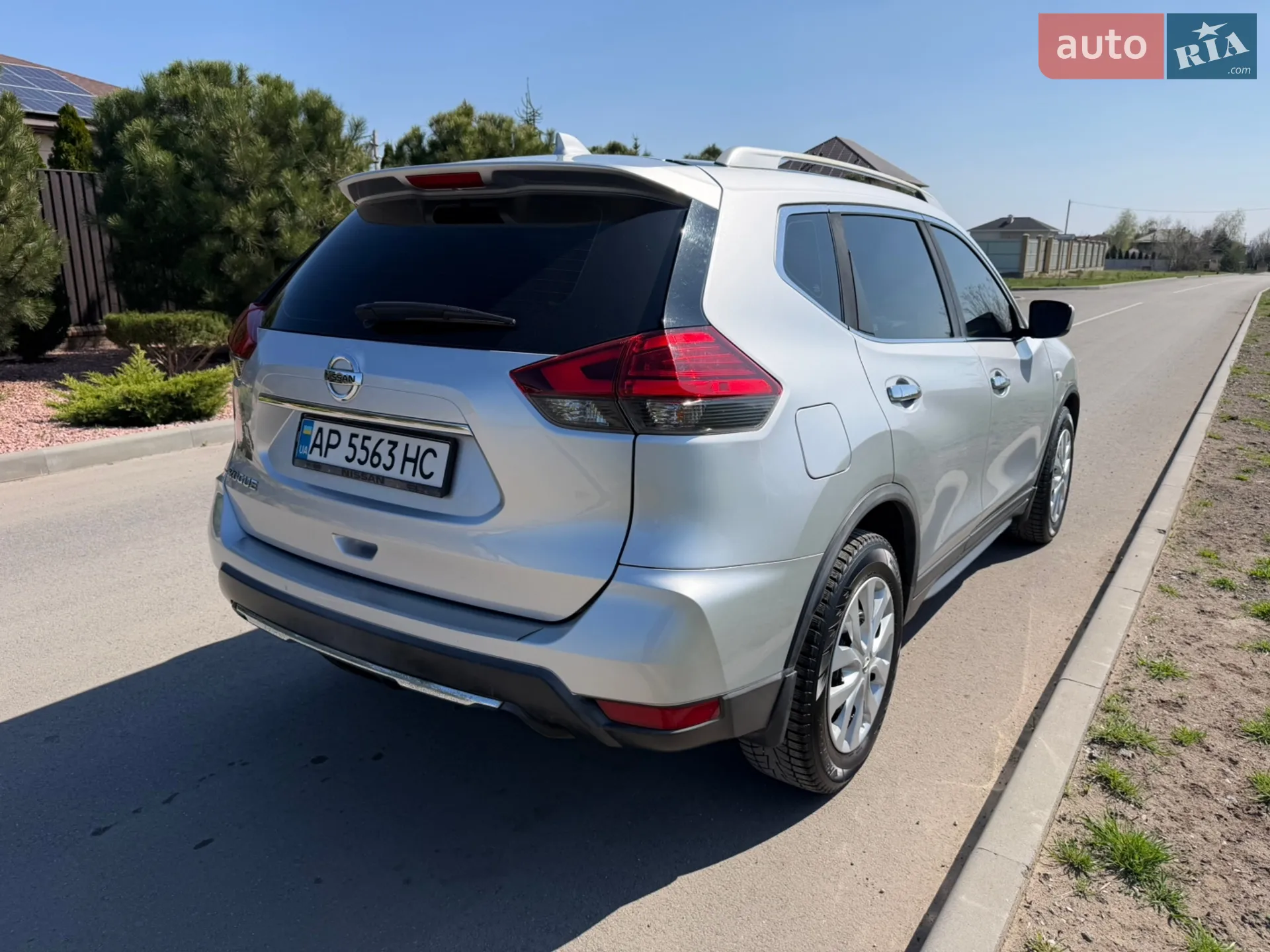 2017 Nissan Rogue - мініатюра 4