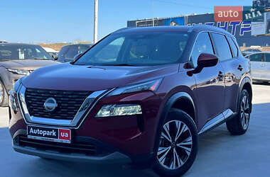 Внедорожник / Кроссовер Nissan Rogue 2023 в Львове