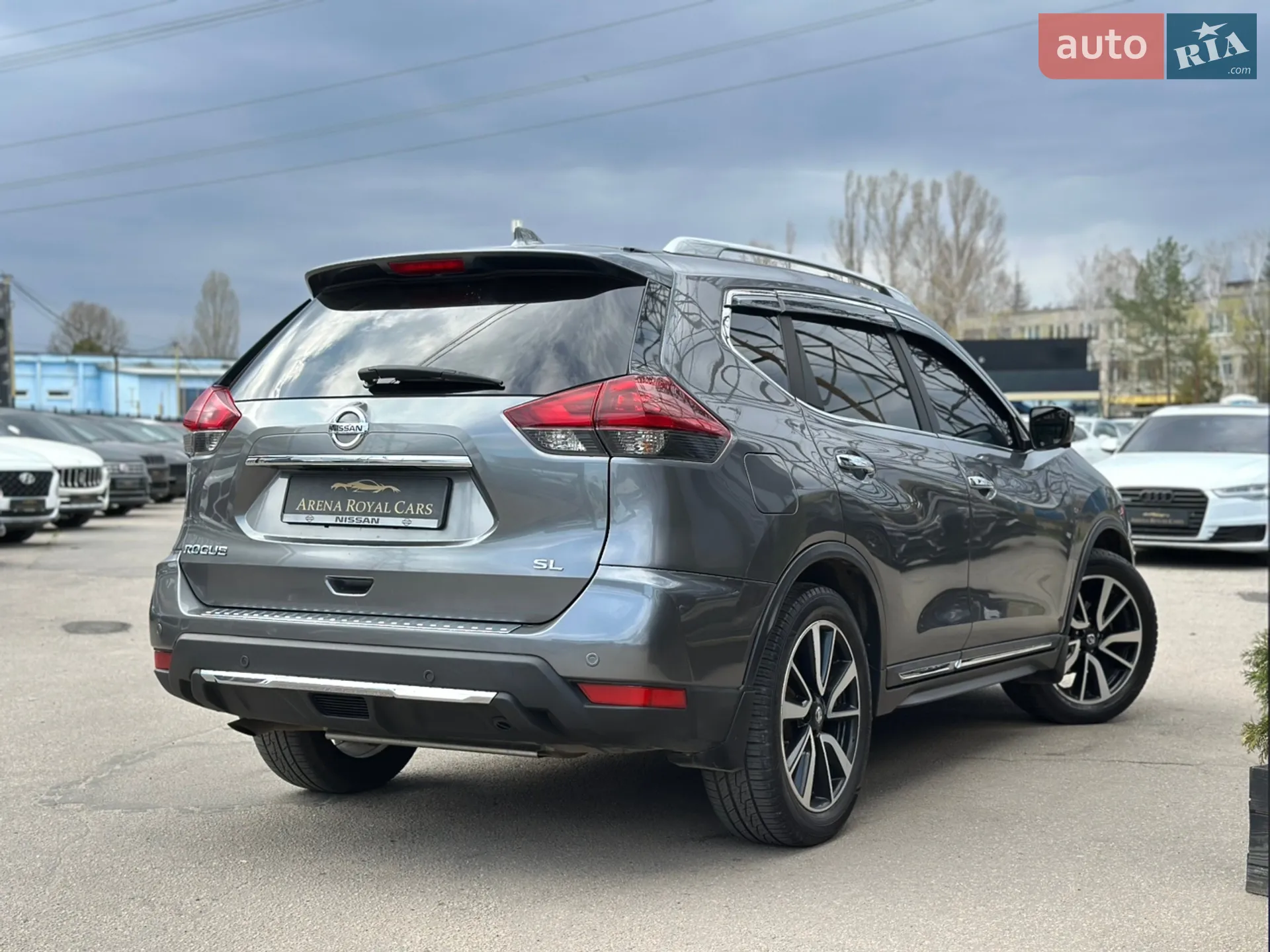 2019 Nissan Rogue - мініатюра 2