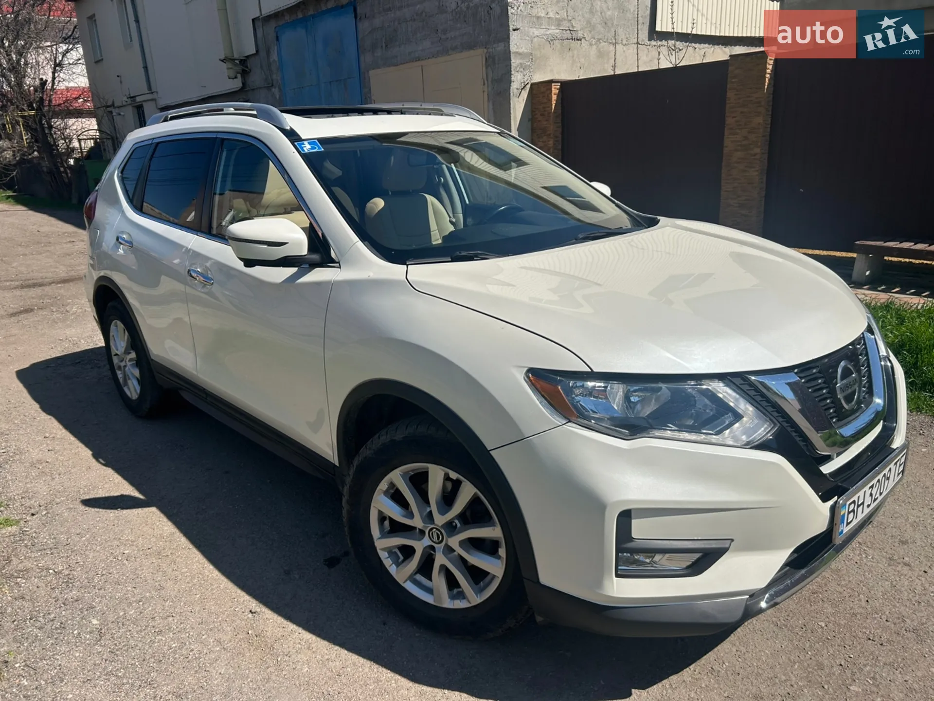 2017 Nissan Rogue - мініатюра 6