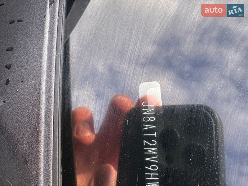 Позашляховик / Кросовер Nissan Rogue 2017 в Івано-Франківську