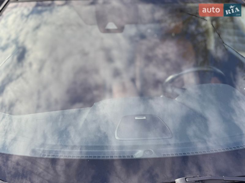 Позашляховик / Кросовер Nissan Rogue 2017 в Івано-Франківську