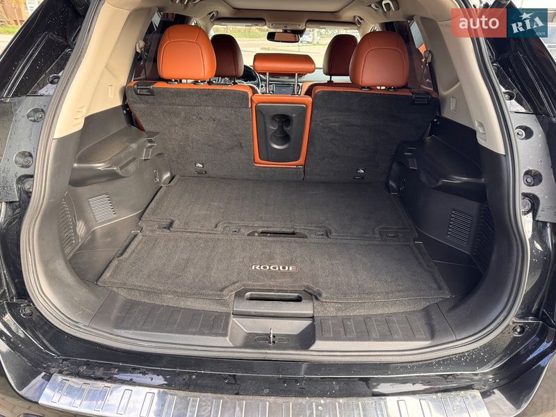 Позашляховик / Кросовер Nissan Rogue 2017 в Івано-Франківську