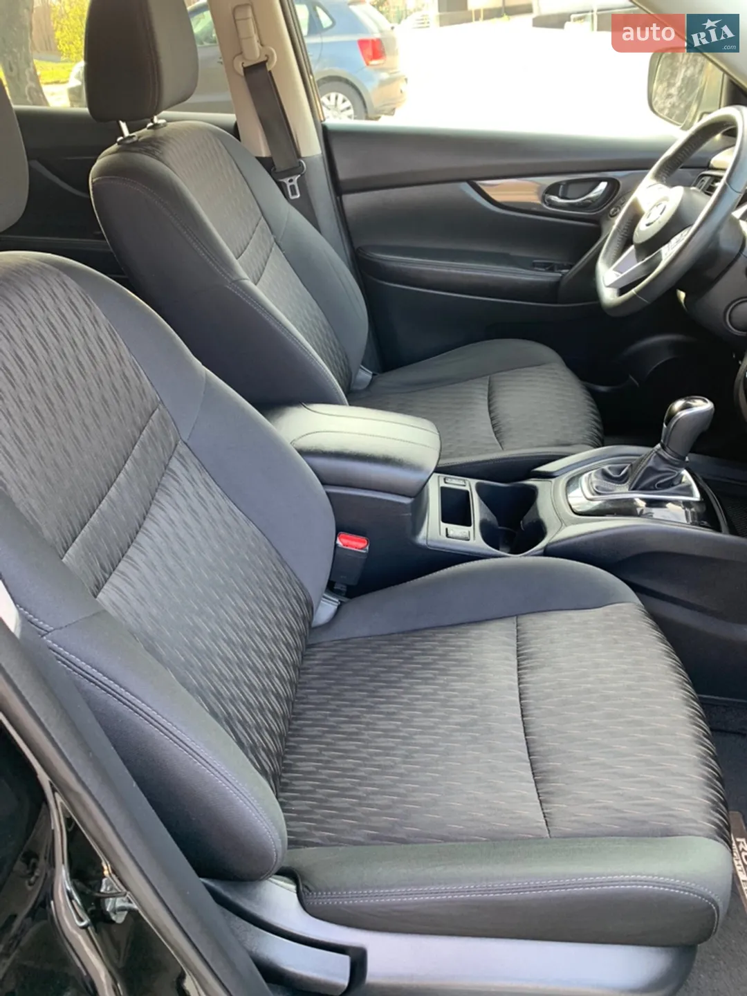 2017 Nissan Rogue - мініатюра 18