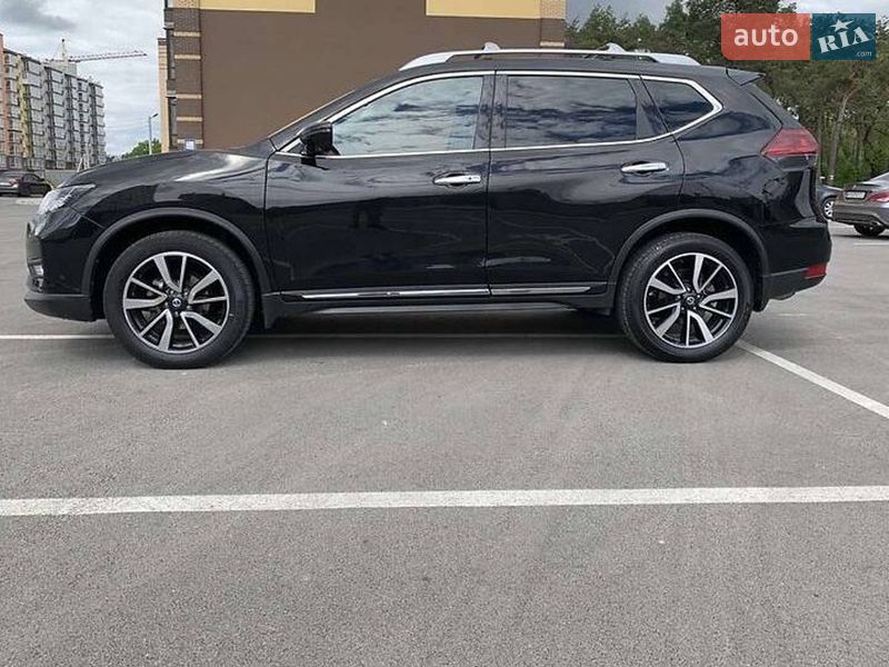 Внедорожник / Кроссовер Nissan Rogue 2018 в Киеве фото 2 Внедорожник / Кроссовер Nissan Rogue 2018 в Киеве