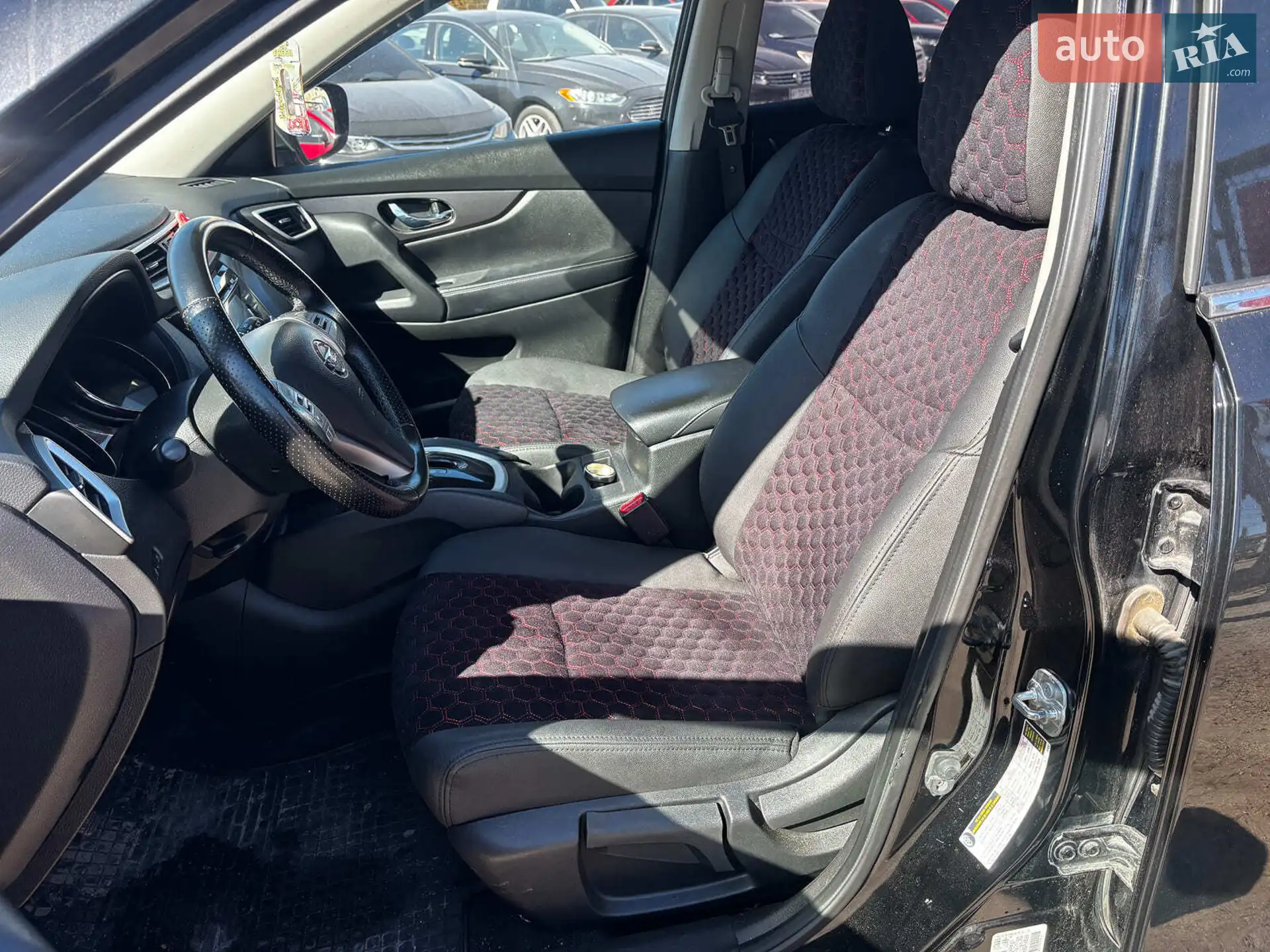 2016 Nissan Rogue - мініатюра 13