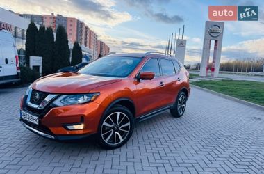 Внедорожник / Кроссовер Nissan Rogue 2018 в Виннице