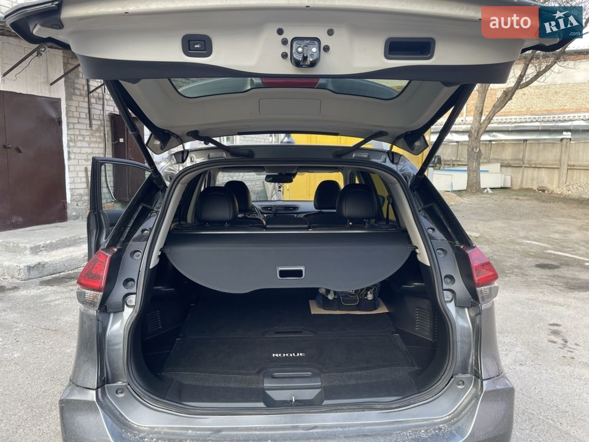 2019 Nissan Rogue - мініатюра 12