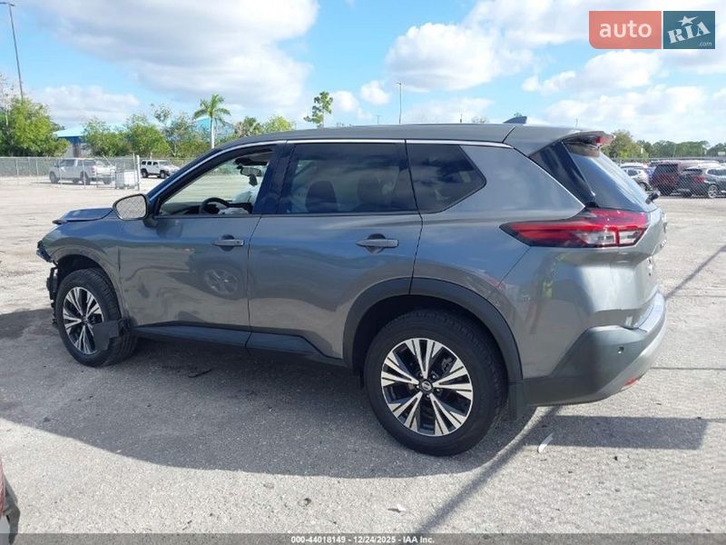 Позашляховик / Кросовер Nissan Rogue 2021 в Вінниці