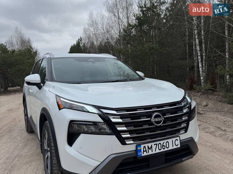 Позашляховик / Кросовер Nissan Rogue 2025 в Коростишеві