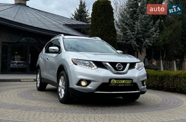 Внедорожник / Кроссовер Nissan Rogue 2016 в Львове