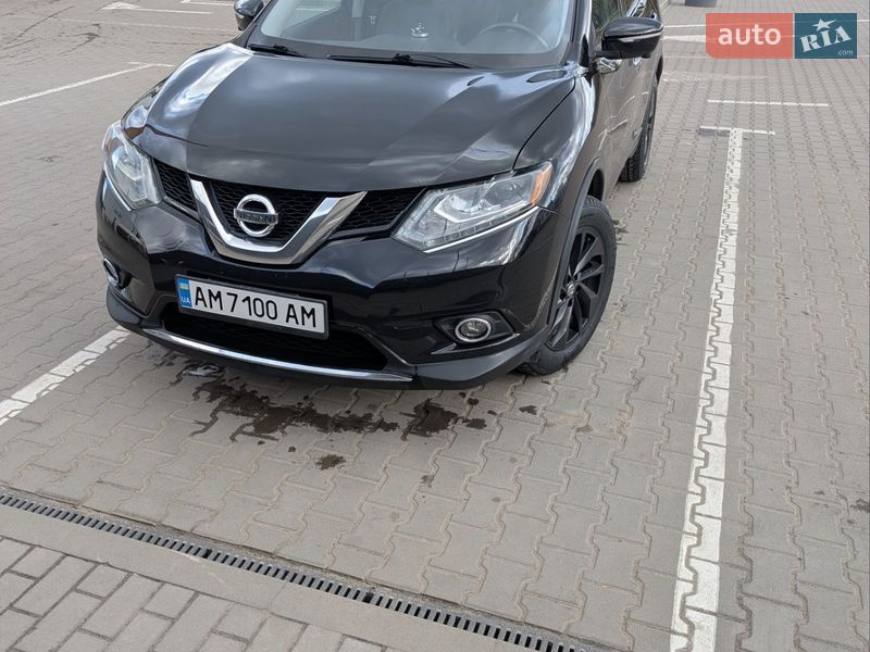 Позашляховик / Кросовер Nissan Rogue 2015 в Житомирі