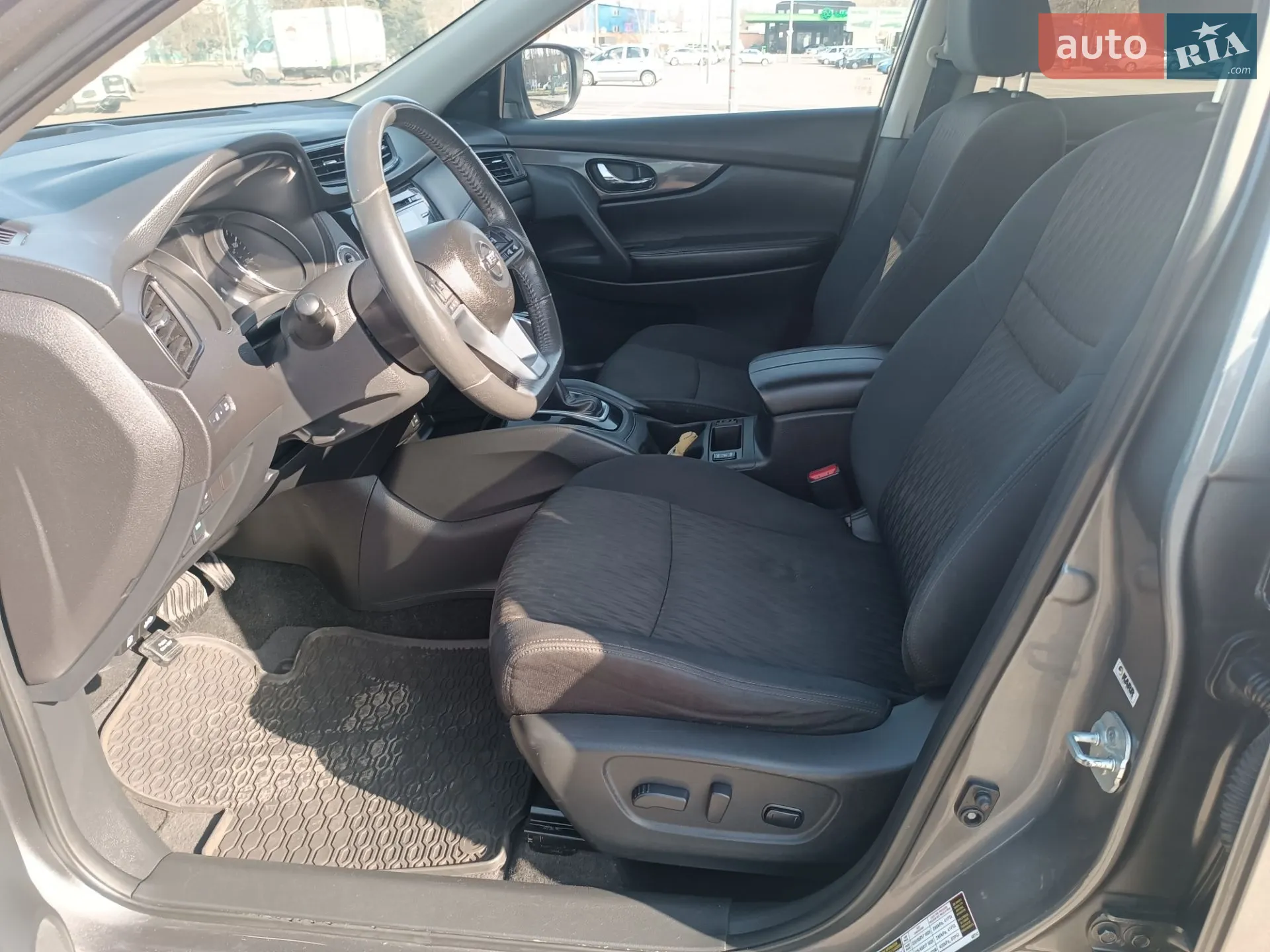 2017 Nissan Rogue - мініатюра 9