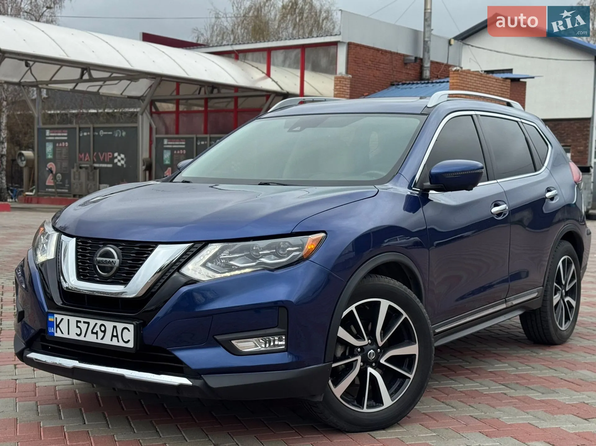 2018 Nissan Rogue - мініатюра 2