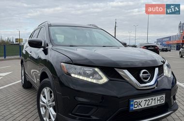 Внедорожник / Кроссовер Nissan Rogue 2015 в Ровно