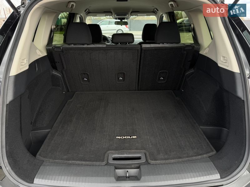 Позашляховик / Кросовер Nissan Rogue 2023 в Калуші