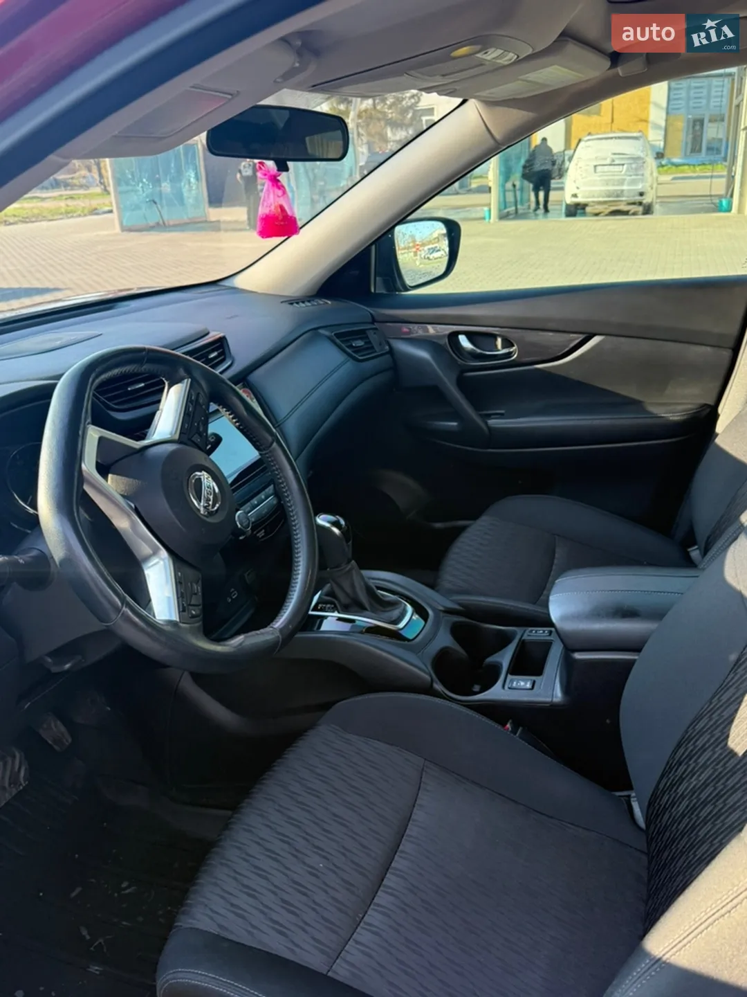 2018 Nissan Rogue - мініатюра 4
