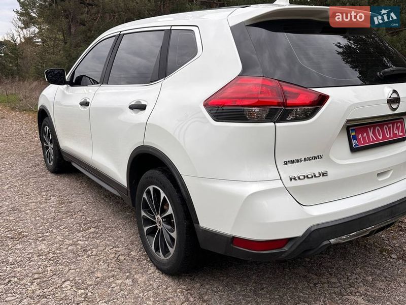 Позашляховик / Кросовер Nissan Rogue 2017 в Полтаві фото 5 Позашляховик / Кросовер Nissan Rogue 2017 в Полтаві