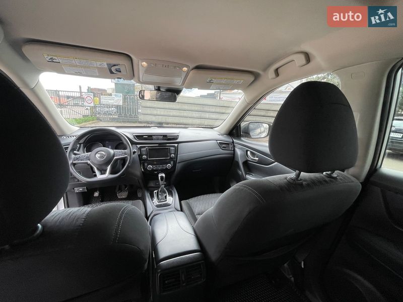 Внедорожник / Кроссовер Nissan Rogue 2019 в Львове