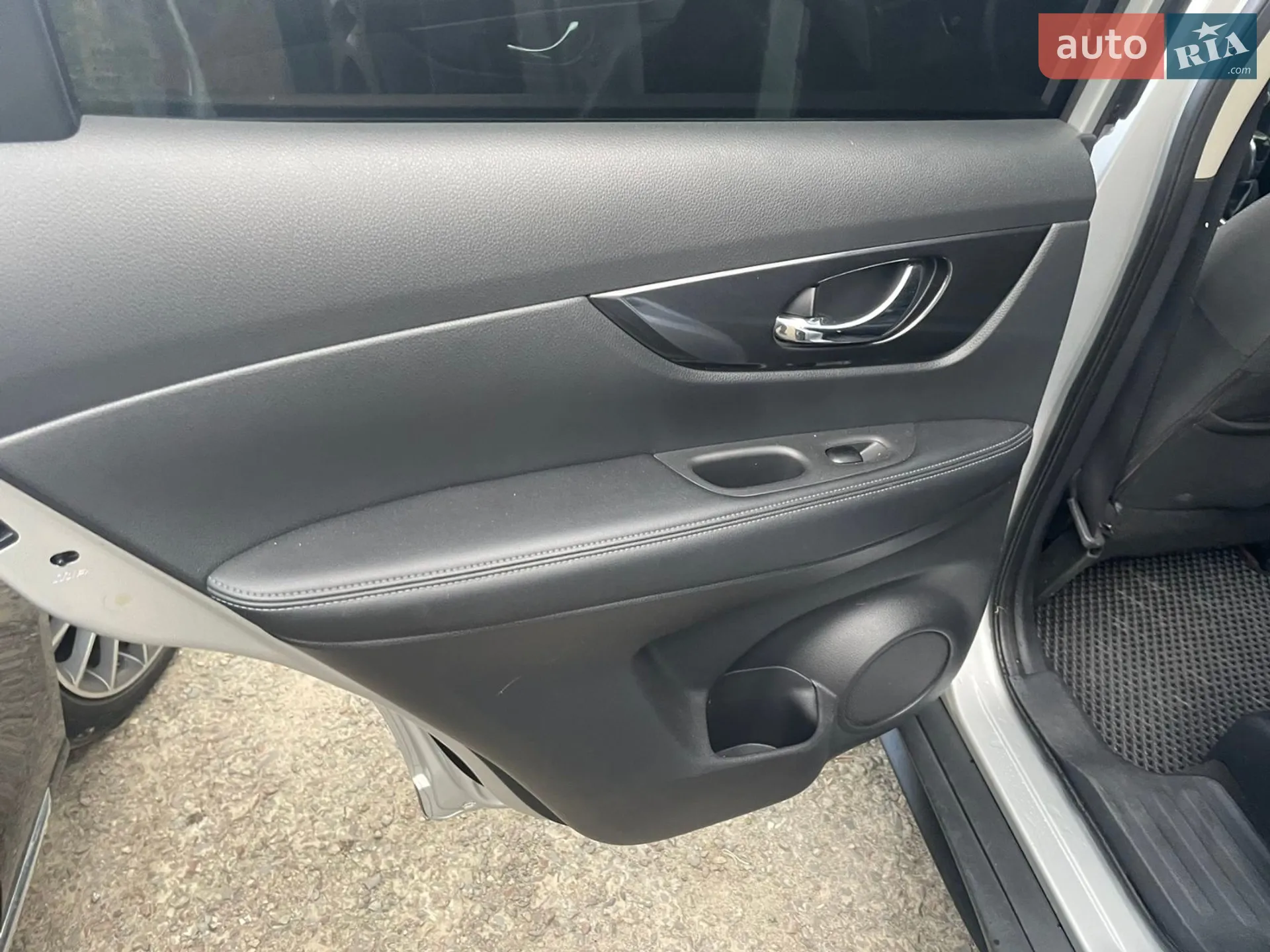 2017 Nissan Rogue - мініатюра 13
