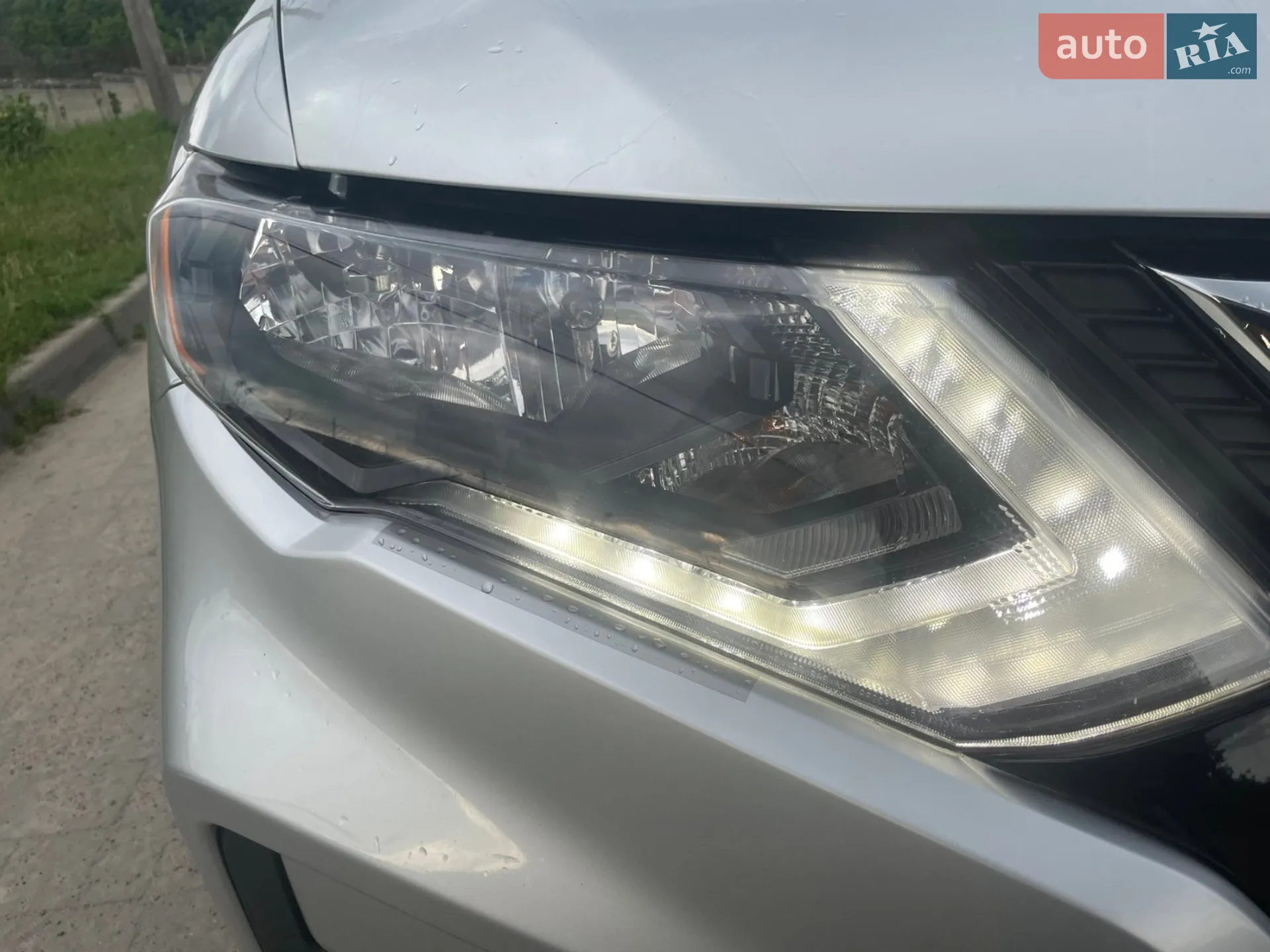 2017 Nissan Rogue - мініатюра 3