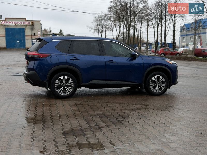 Позашляховик / Кросовер Nissan Rogue 2021 в Сумах