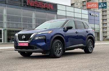 Позашляховик / Кросовер Nissan Rogue 2021 в Полтаві